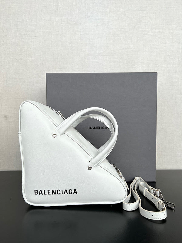 MC-Balenciaga-2298