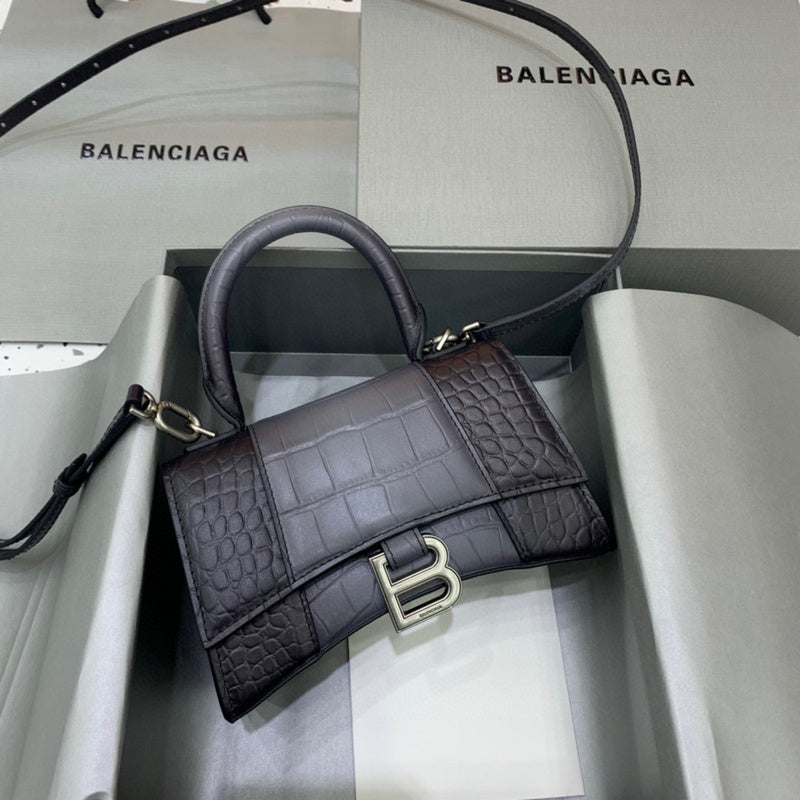 MC-Balenciaga-2299