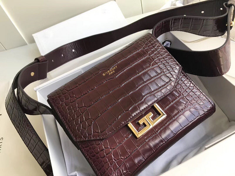 MC-GIVENCHY-771