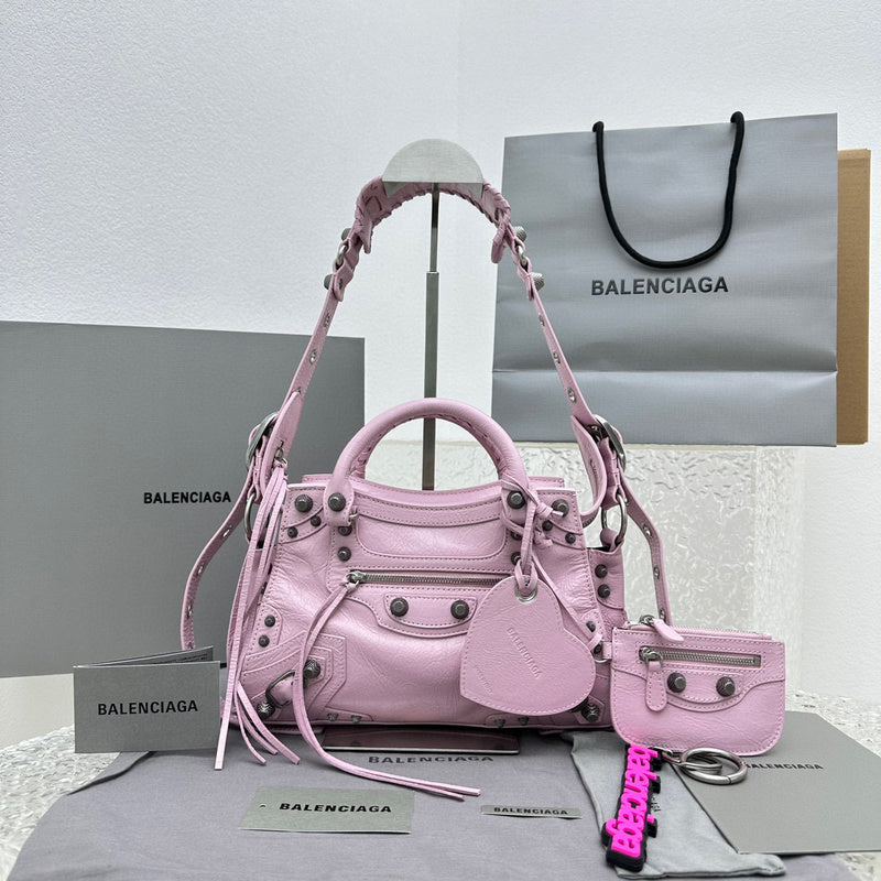 MC-Balenciaga-2305