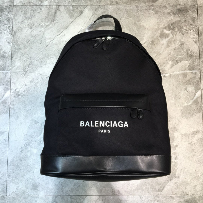 MC-Balenciaga-2315