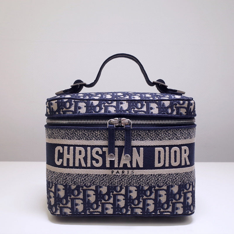 MC-Christian Dior-5288