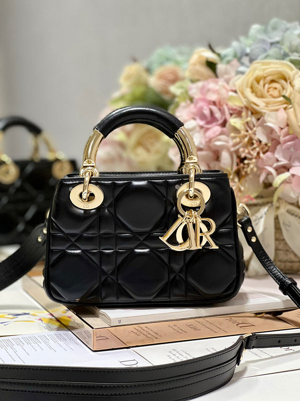MC-Christian Dior-5294