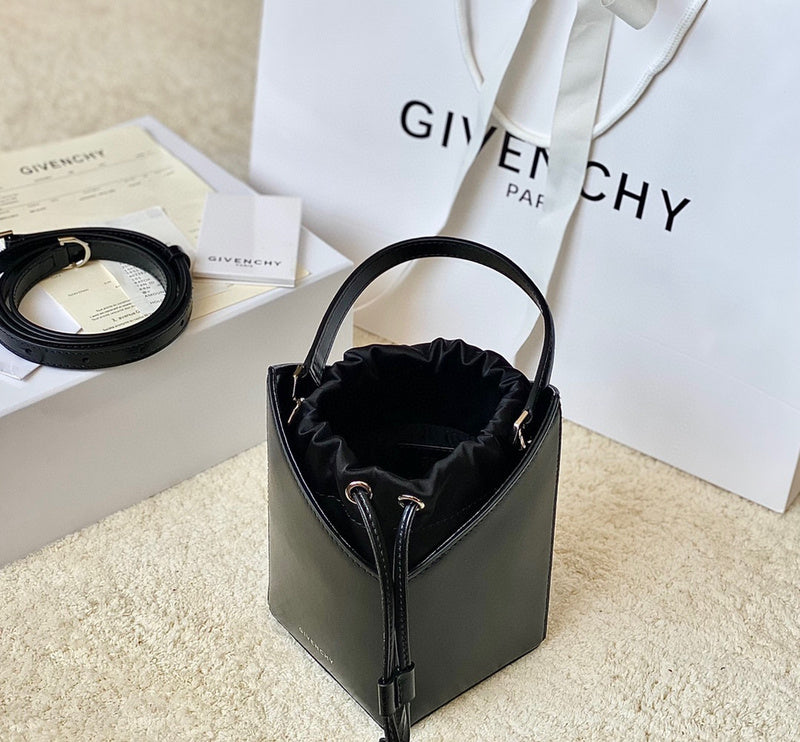 MC-GIVENCHY-777
