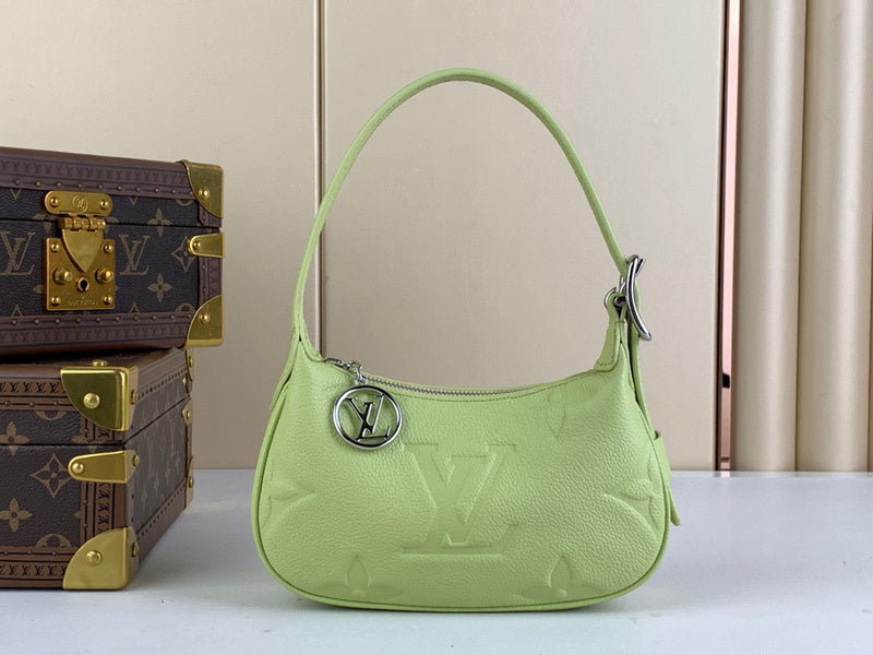 MC-LV-Bags-5820