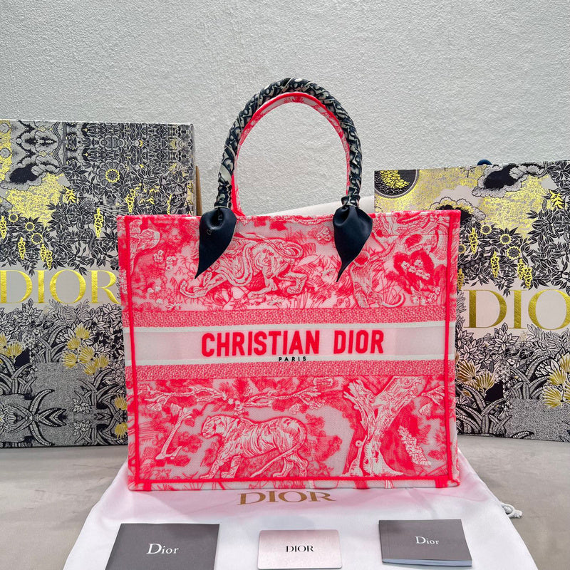 MC-Christian Dior-5310