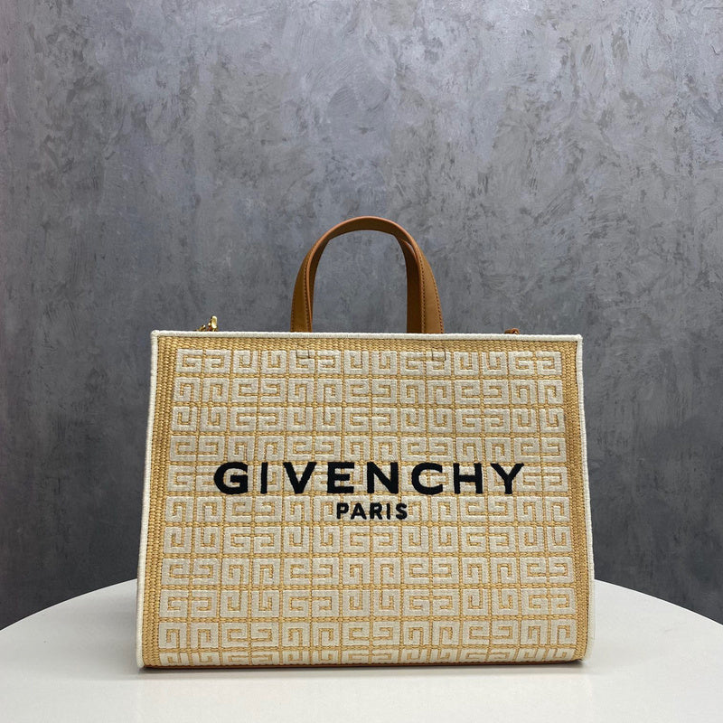 MC-GIVENCHY-782