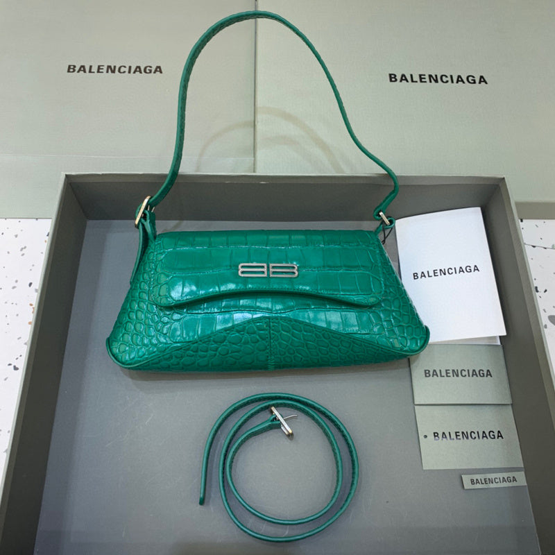 MC-Balenciaga-2337