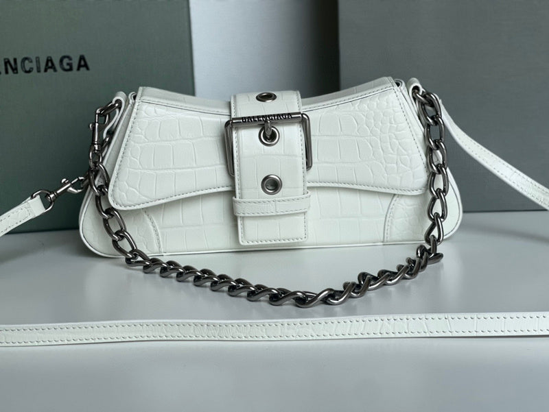 MC-Balenciaga-2340