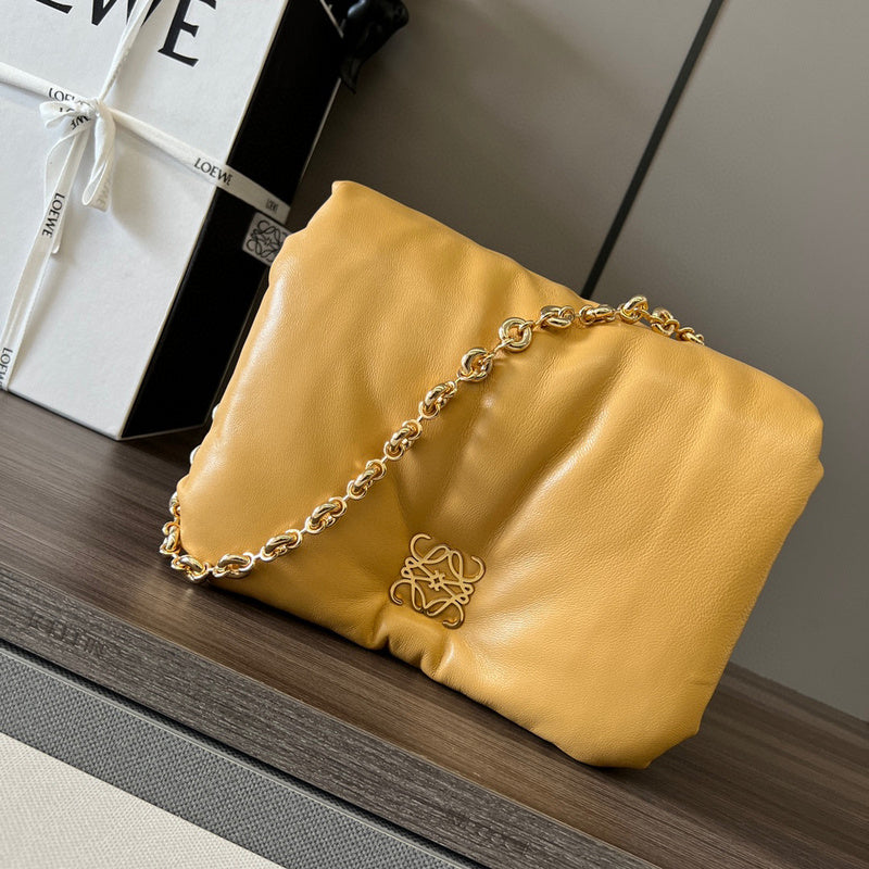 MC-Loewe-1522