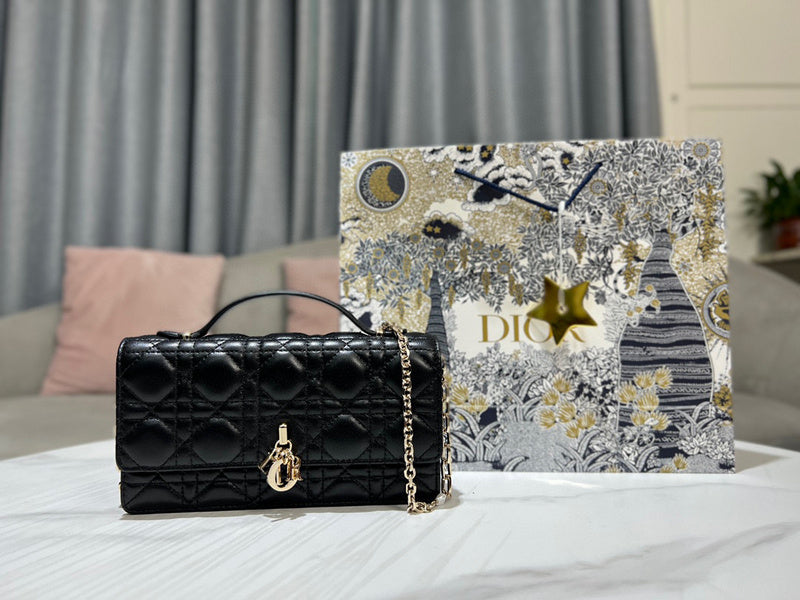 MC-Christian Dior-5337