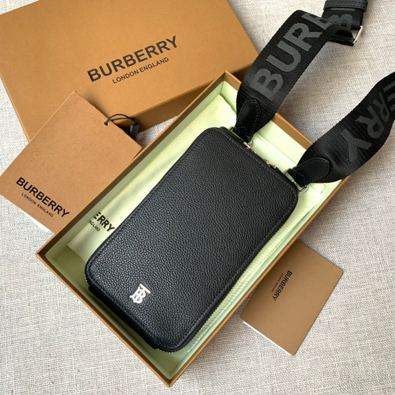 MC-Burberry-821