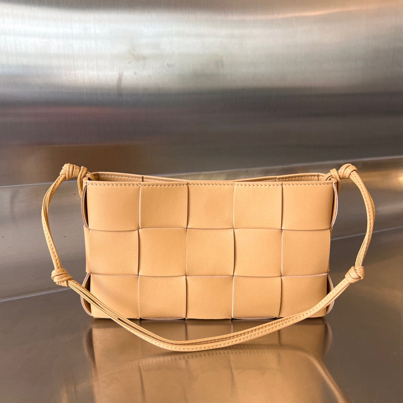 MC-Bottega Veneta-3002