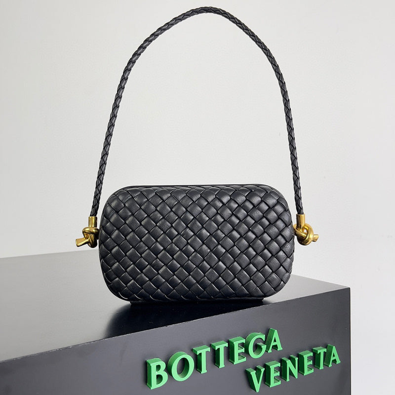 MC-Bottega Veneta-3004