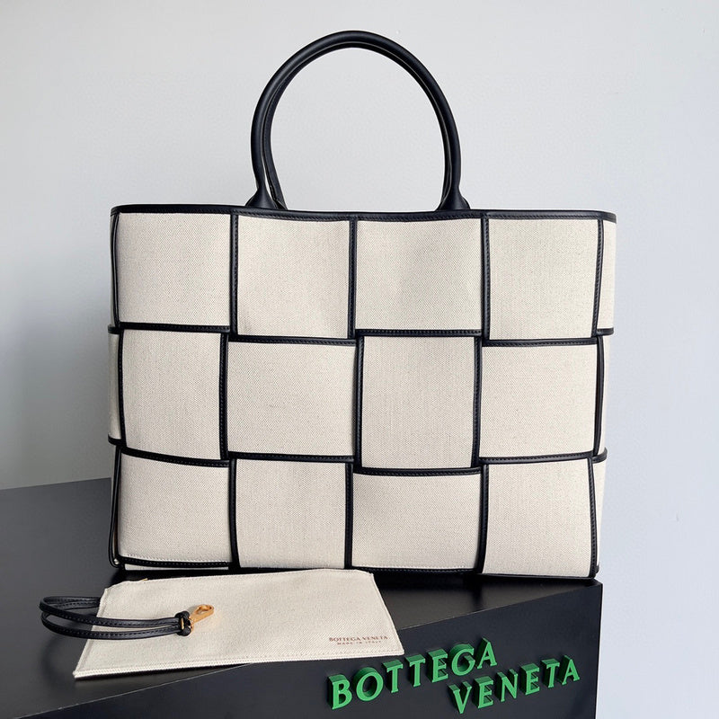 MC-Bottega Veneta-3011