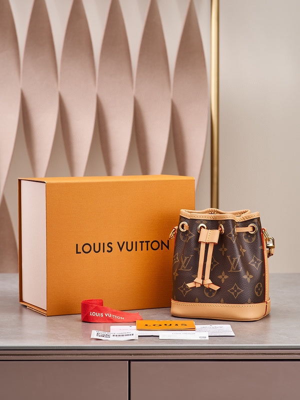 MC-LV-Bags-5865