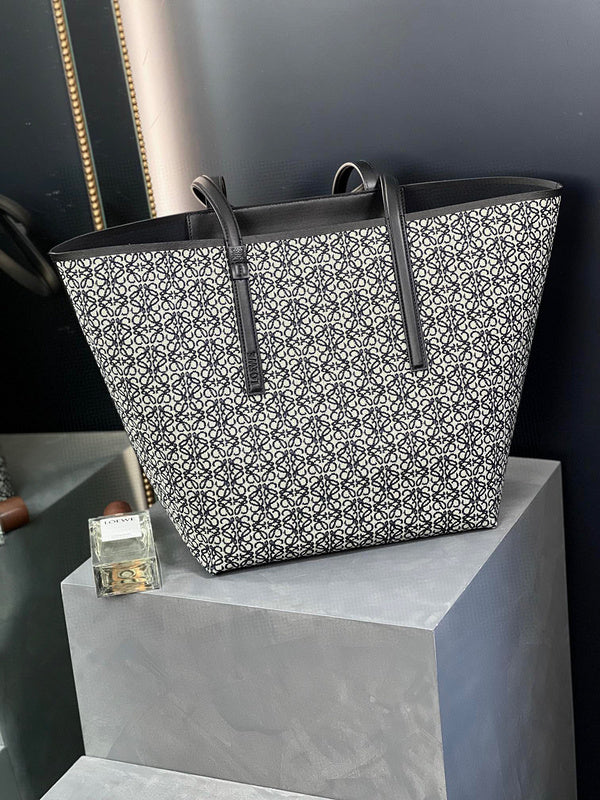 MC-Loewe-1528