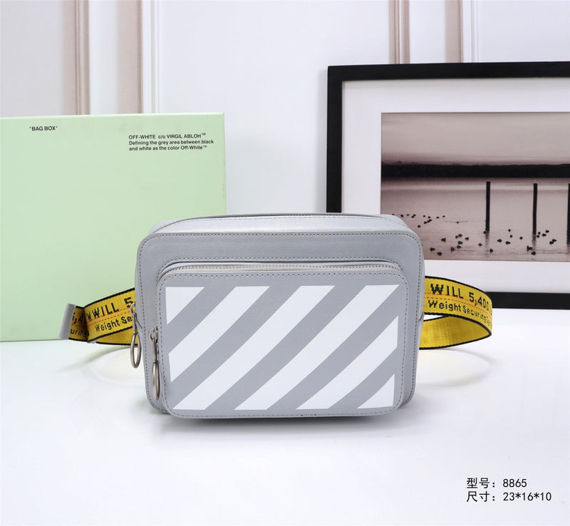 MC-OFF White-773