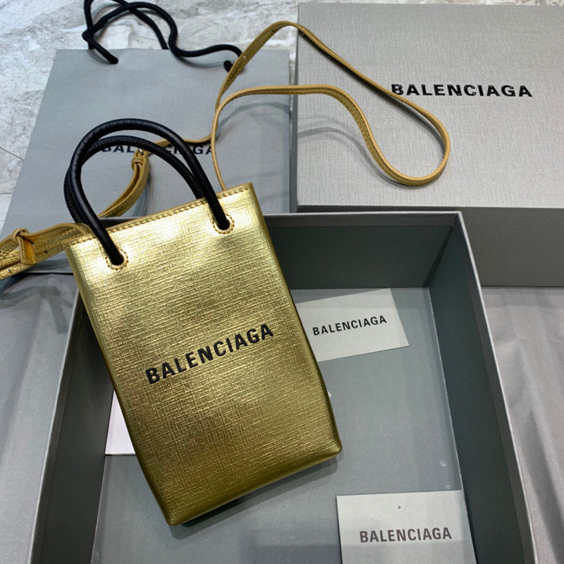 MC-Balenciaga-2366