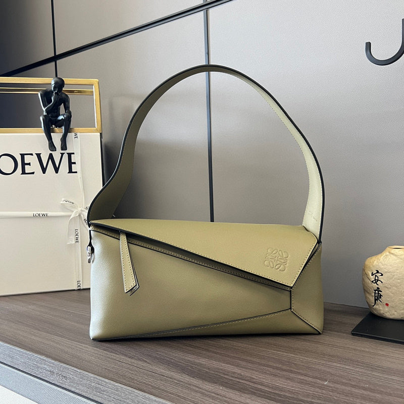 MC-Loewe-1534