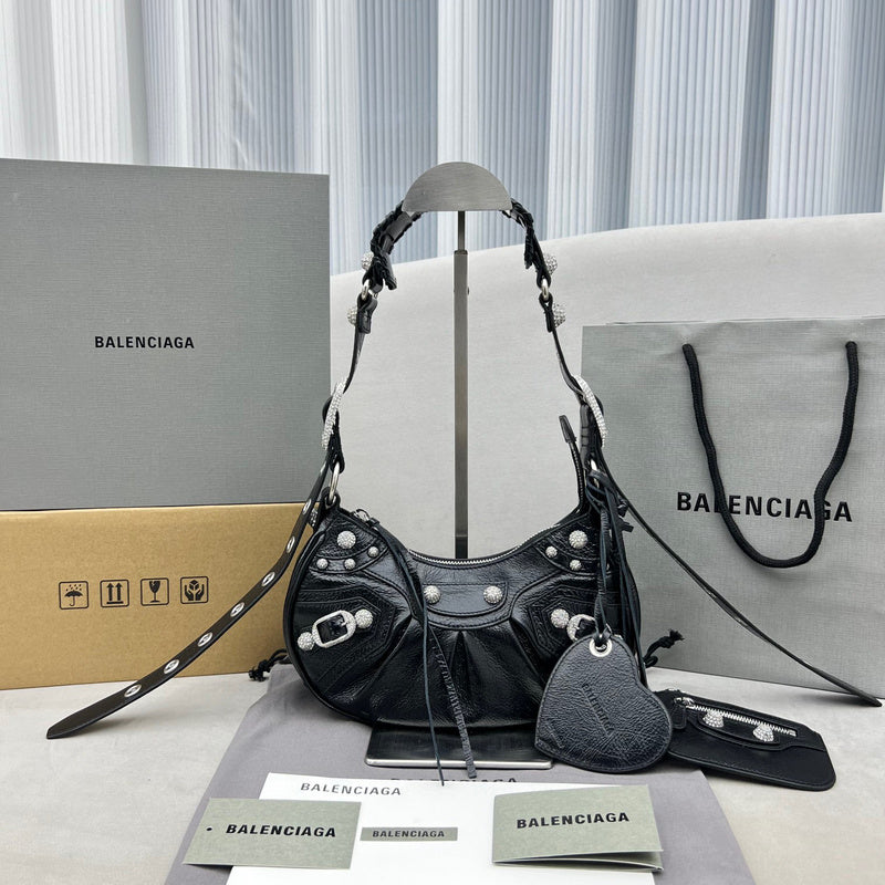 MC-Balenciaga-2380