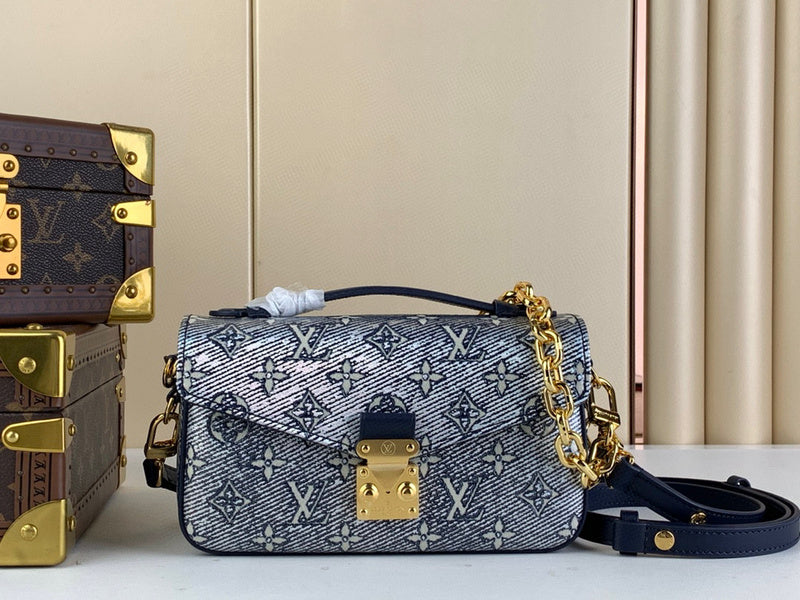 MC-LV-Bags-5924