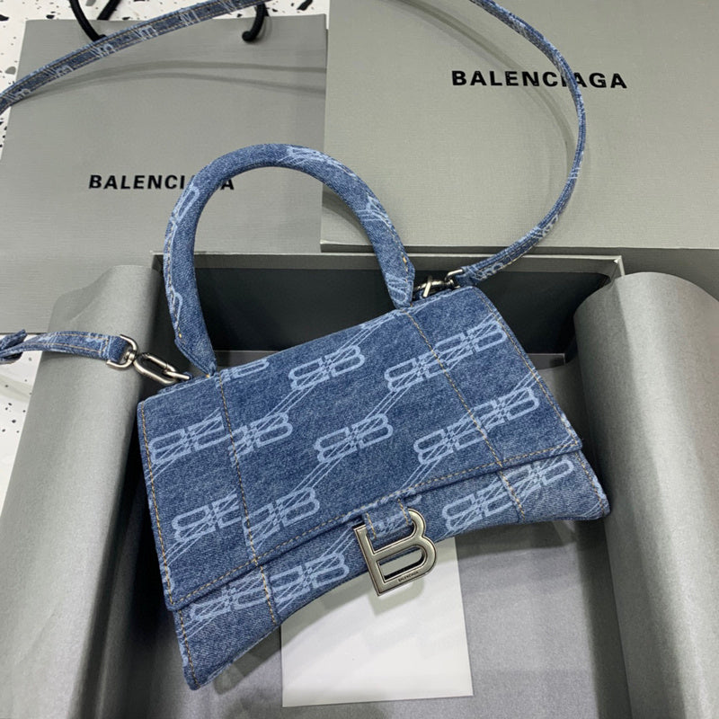 MC-Balenciaga-2386
