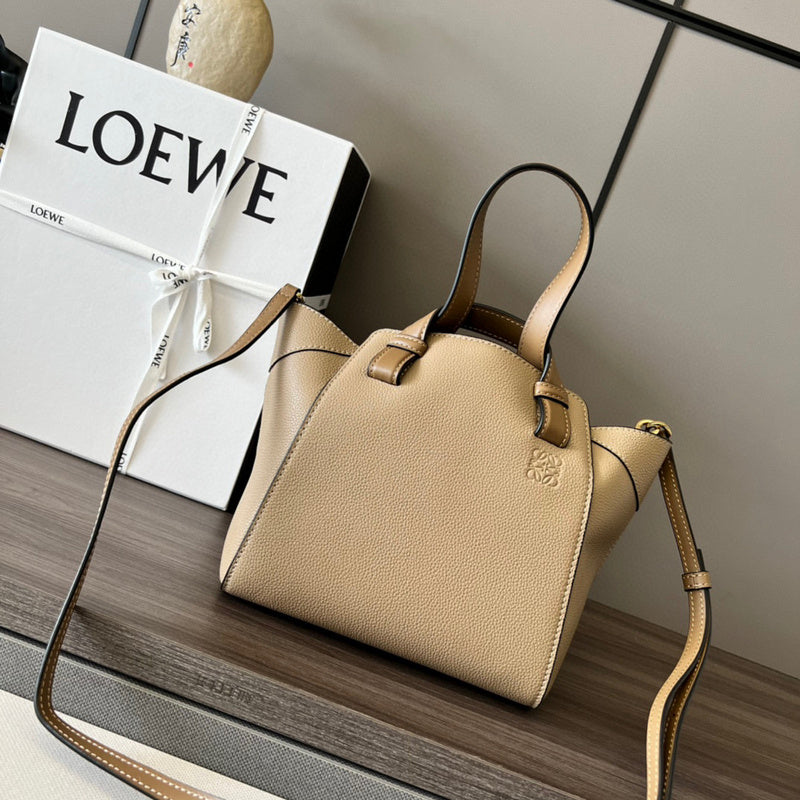 MC-Loewe-1543