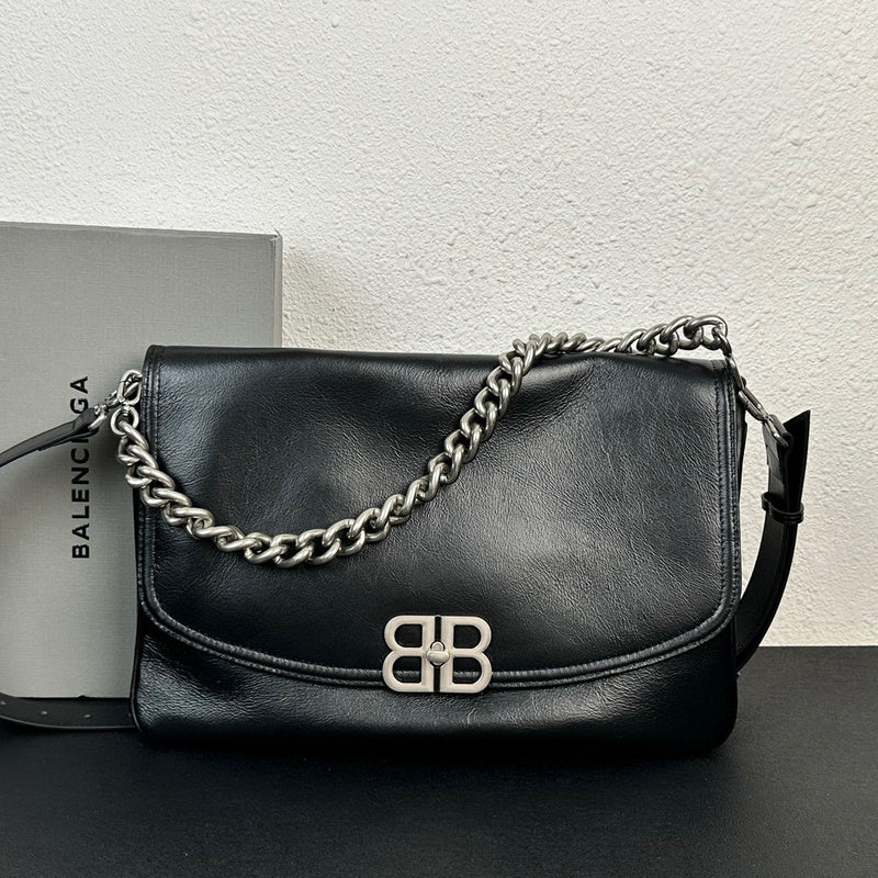 MC-Balenciaga-2390