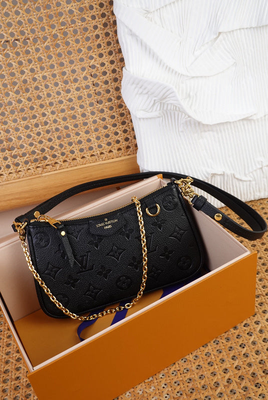 MC-LV-Bags-5937