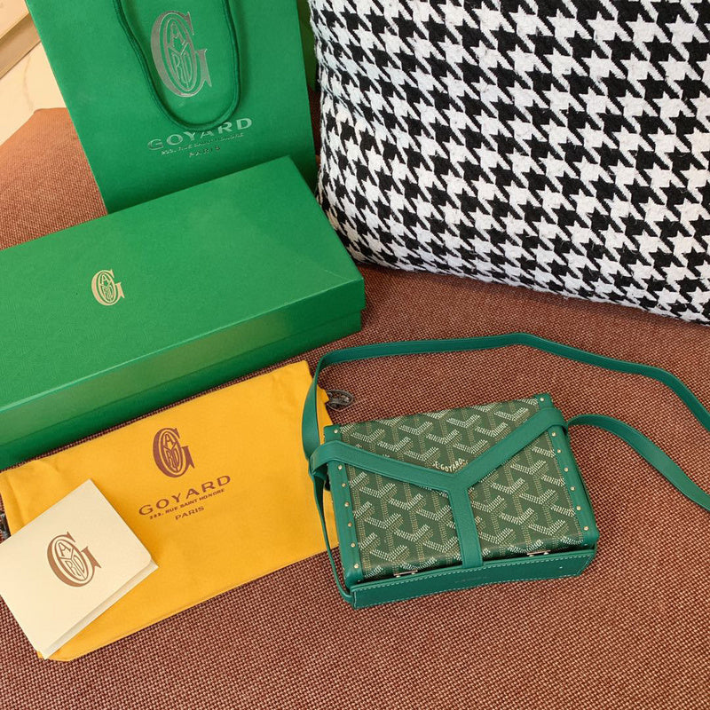 MC-Goyard-2002