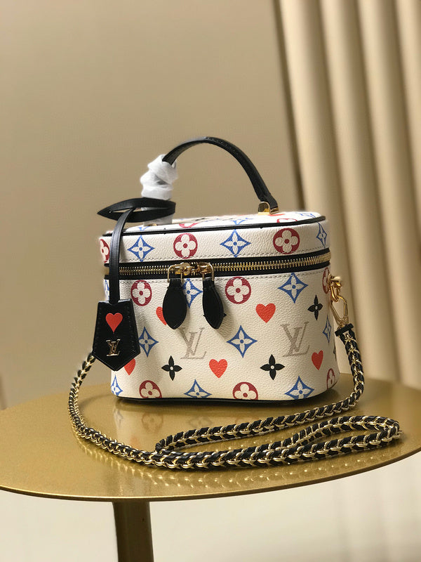 MC-LV-Bags-5950