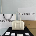 MC-GIVENCHY-799