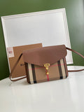 MC-Burberry-838