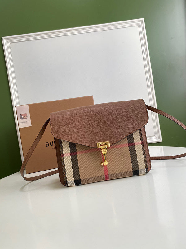 MC-Burberry-838