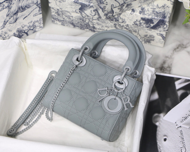 MC-Christian Dior-5451