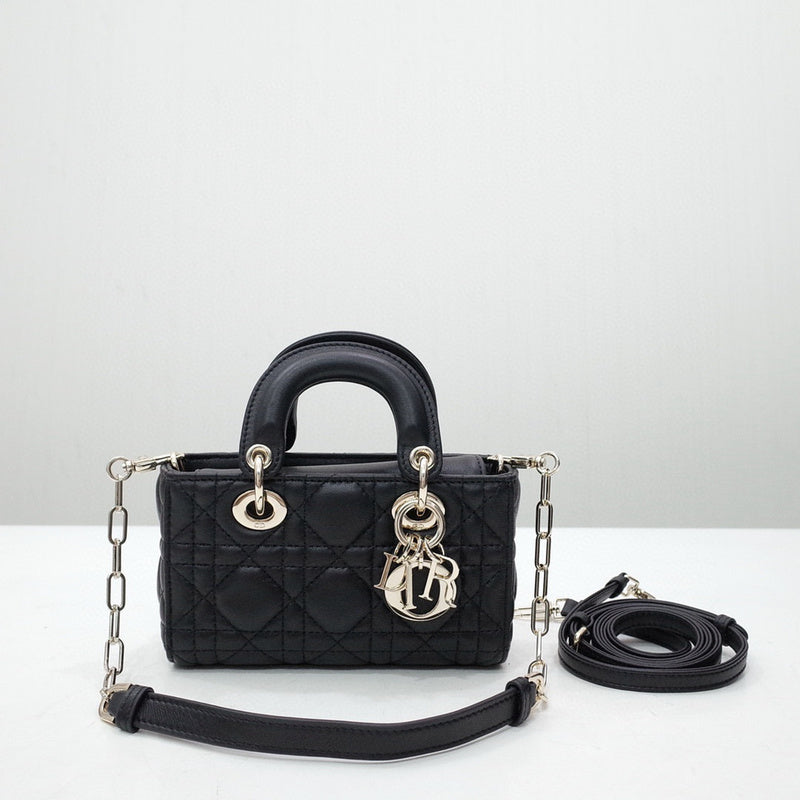 MC-Christian Dior-5454