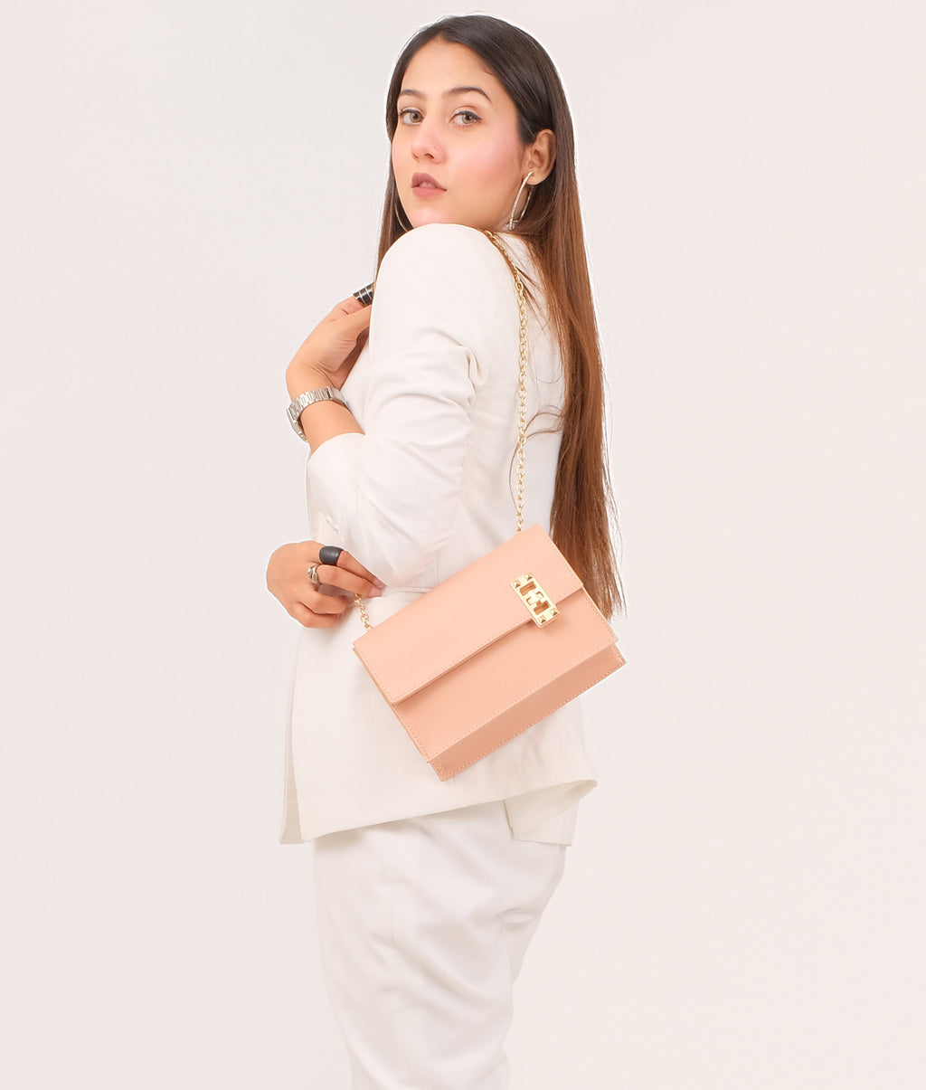 Z.B - Peach chain shoulder bag with twist lock