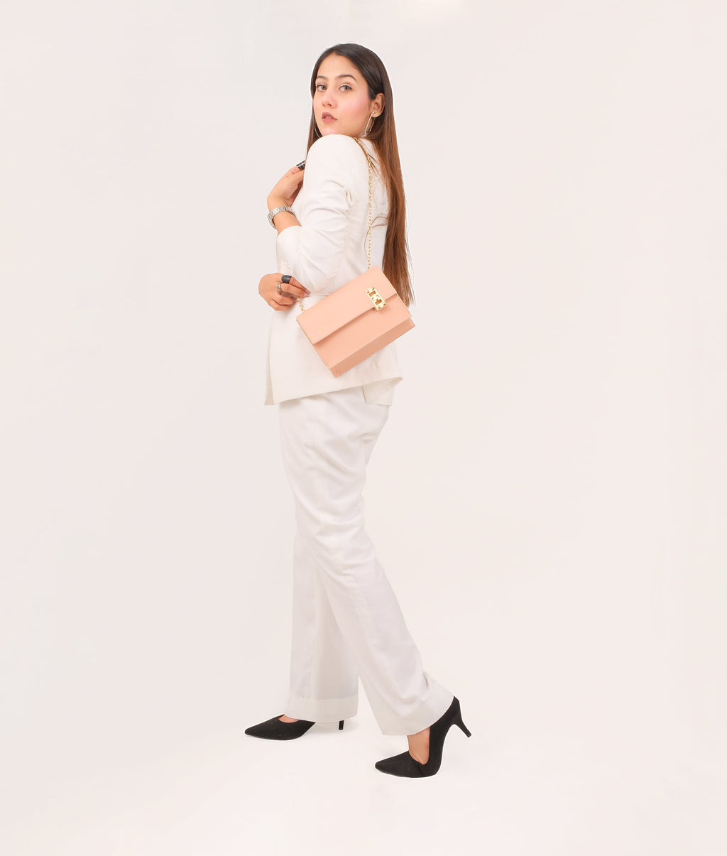 Z.B - Peach chain shoulder bag with twist lock